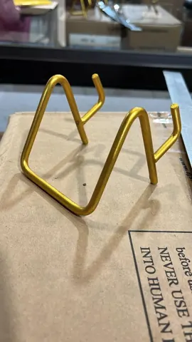 Metal stand/ 6 INCH