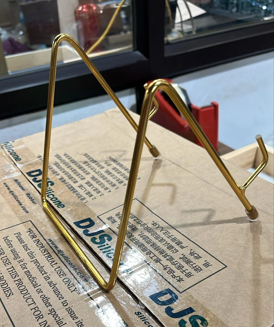 Metal stand/Min.Qty-12 PCS 6 INCH