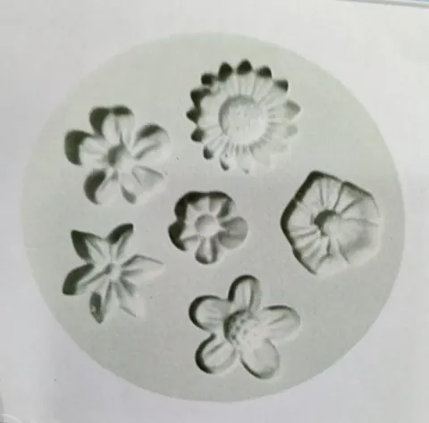 White 5 cavity flower size-8*1
