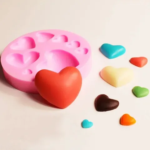 8 Cavity pink heart mould size-7.8*7.8cm 57 grm