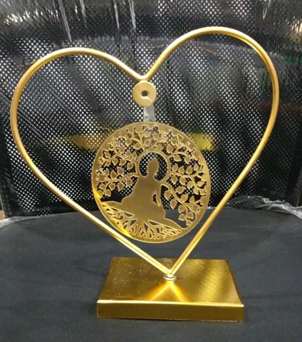 METAL HEART STAND 8 “INCH