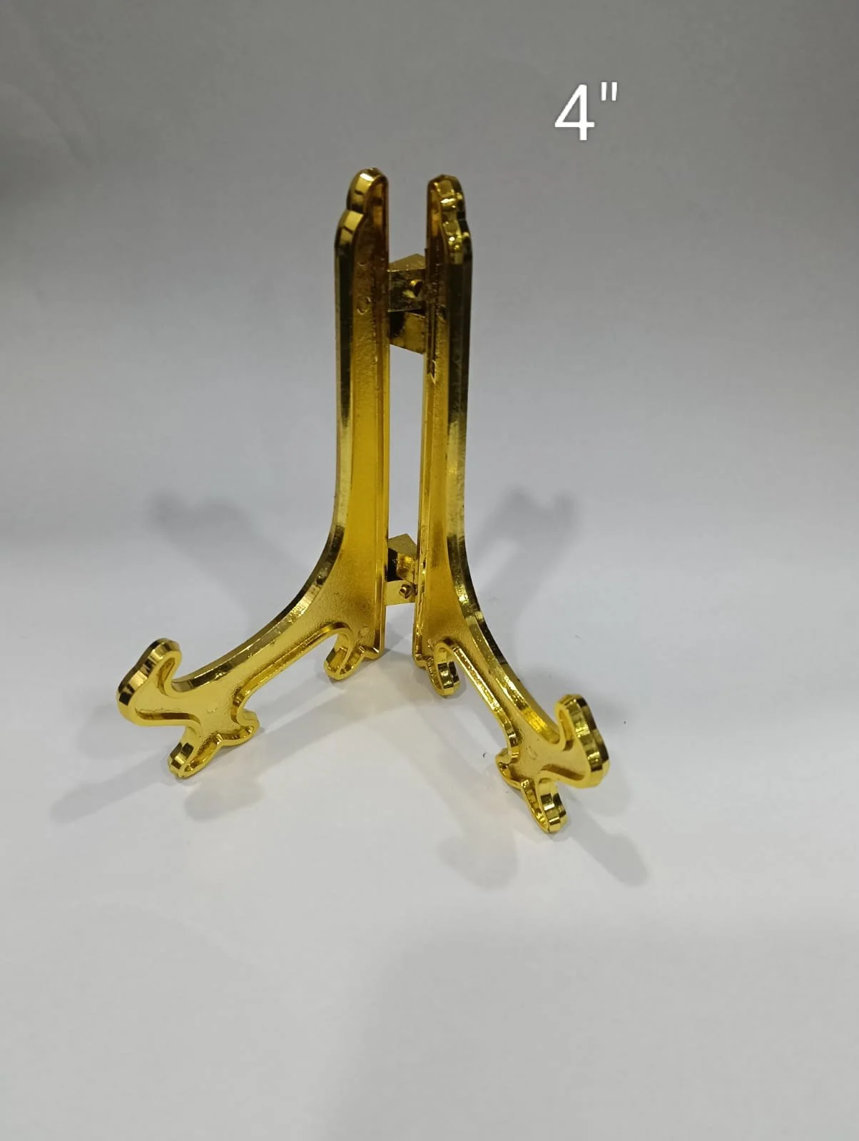 Golden Acrylic Stand 3 inch